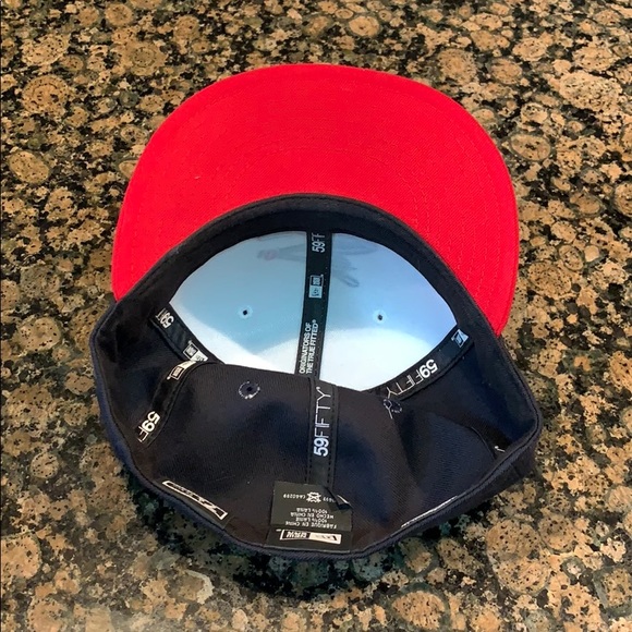 Red Socks - New Era / Cooperstown Snapback - Picture 3 of 3